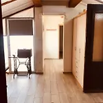 Hangar *