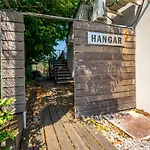 Hangar アパート