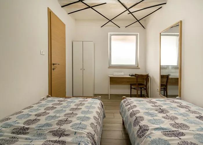 Hangar Apartment Izola