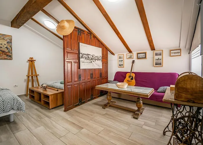 アパート Hangar *